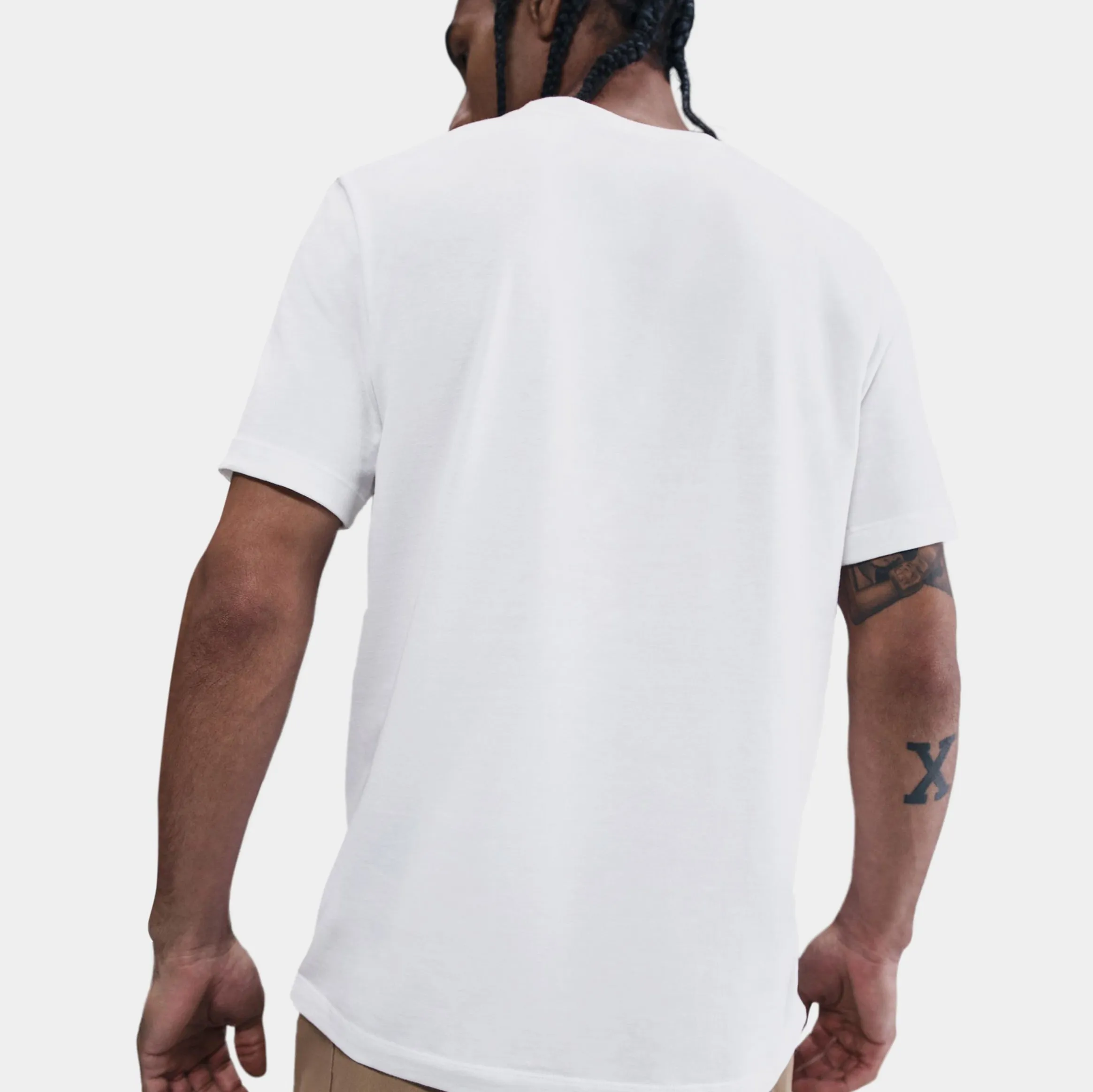 V-Neck NSW Victory Graphic Mens Short Sleeve Shirt (White/Black)