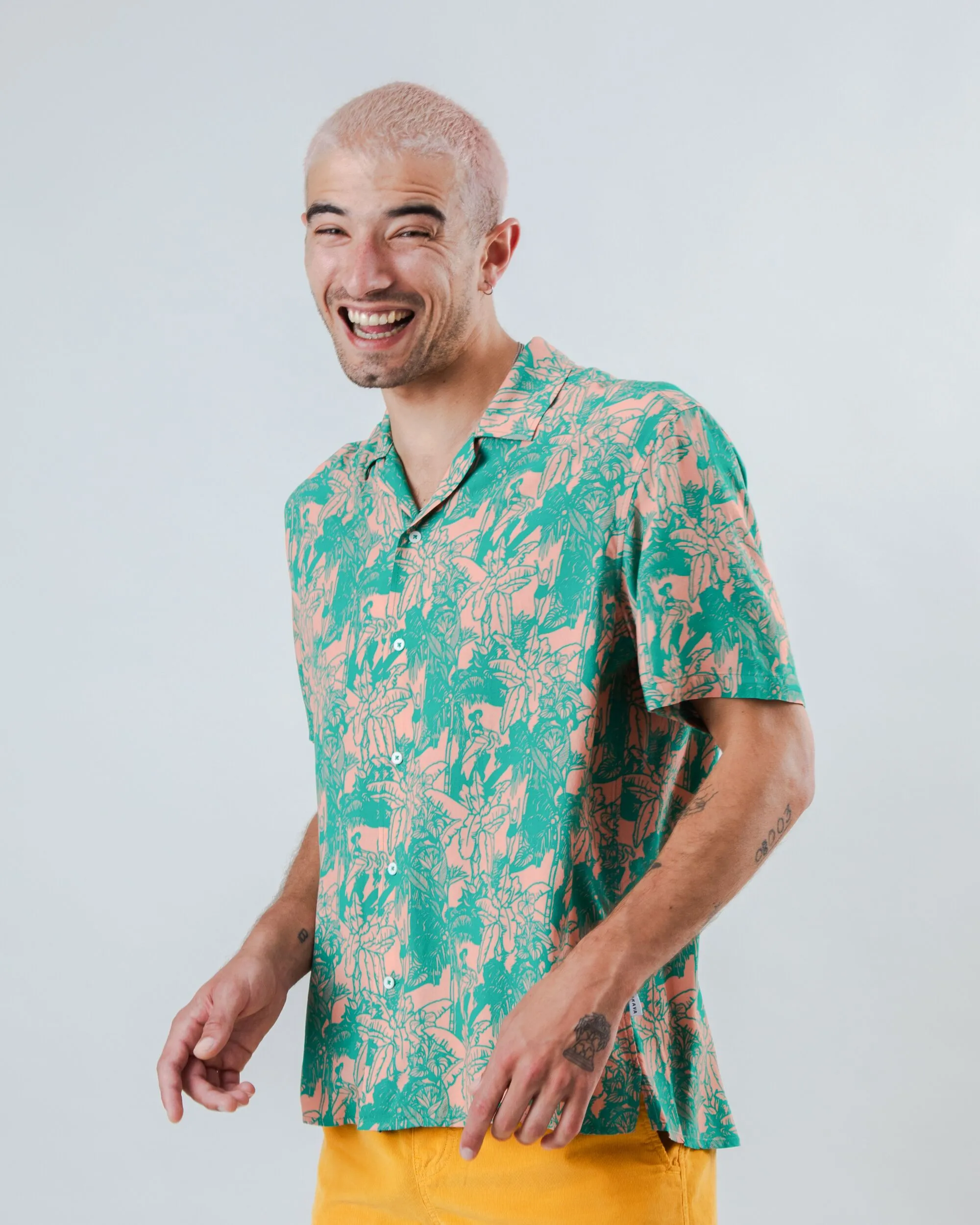Soft Touch Fabric Comfy Wear Helios Aloha Shirt Pink
